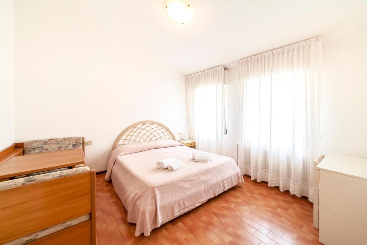 Hotel Villa Luisa Lignano Sabbiadoro Eksteriør bilde